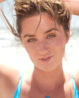 Zishy - 87-cassie-becker-pacific-theater-full_087ci7601448187377