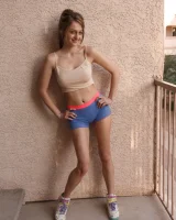 Zishy - 01-full_01_6700695073652