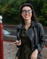 Zishy - 08-full_008_1001581121372694