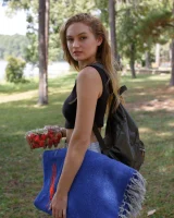 Zishy - 01-full_001_113140555105734