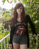 Zishy - 01-full_001-0134121222770