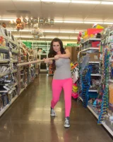 Zishy - 51-emmy-sinclair-bumps-in-the-night-full_051-2100193450510