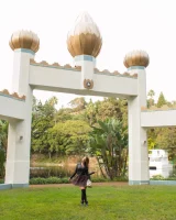 Zishy - 13-emmy-sinclair-shrine-lake-full_13-8616163543860