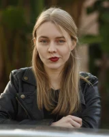 Zishy - 16-full_016_9942042032980