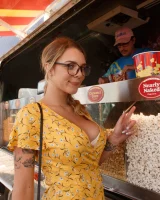 Zishy - 32-full_032_5146163353155923