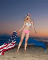 Zishy - 01-full_01-0002031422871