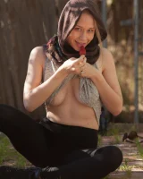 Zishy - 24-full_25-0098140143517