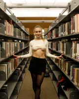 Zishy - 23-isabella-herzog-venice-gems-full_023_8776090858094545