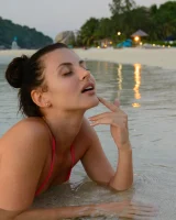 Zishy - 51-jasmine-jazz-on-kong-island-051