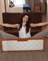 Zishy - 03-full_003-6139221038880