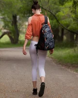 Zishy - 02-full_02img_6587