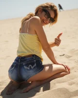 Zishy - 11-full_11_13089784023916