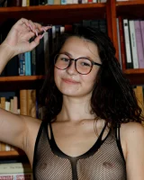 Zishy - 26-liz-jordan-classic-dickens-full_026_0832490925052527