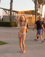 Zishy - 02-full_02_0549140007998