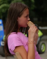 Zishy - 44-olya-derkach-summer-fair-snacks-0044