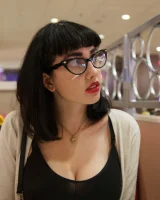 Zishy - 35-full_037_2233122536101337