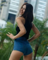 Zishy - 08-full_008_1550162241100350