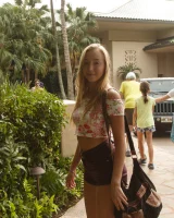 Zishy - 06-full_06_5601371120717