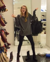 Zishy - 63-full_077-1130589200101000