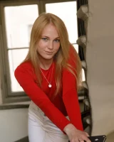 Zishy - 02-full_002_0047412258248376