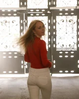 Zishy - 04-full_004_0048432218348391