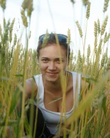 Zishy - 01-full_001_1302101746510890