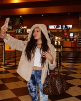 Zishy - 10-full_014_1457541321538917