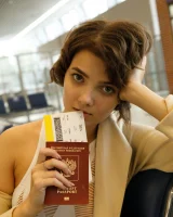 Zishy - 02-victoria-minina-bring-water-0002