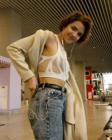 Zishy - 18-victoria-minina-bring-water-0018