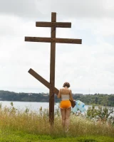 Zishy - 31-victoria-minina-bring-water-0031