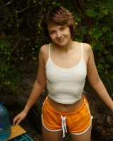 Zishy - 46-victoria-minina-bring-water-0046