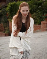 Zishy - 03-full_03-4741054629130